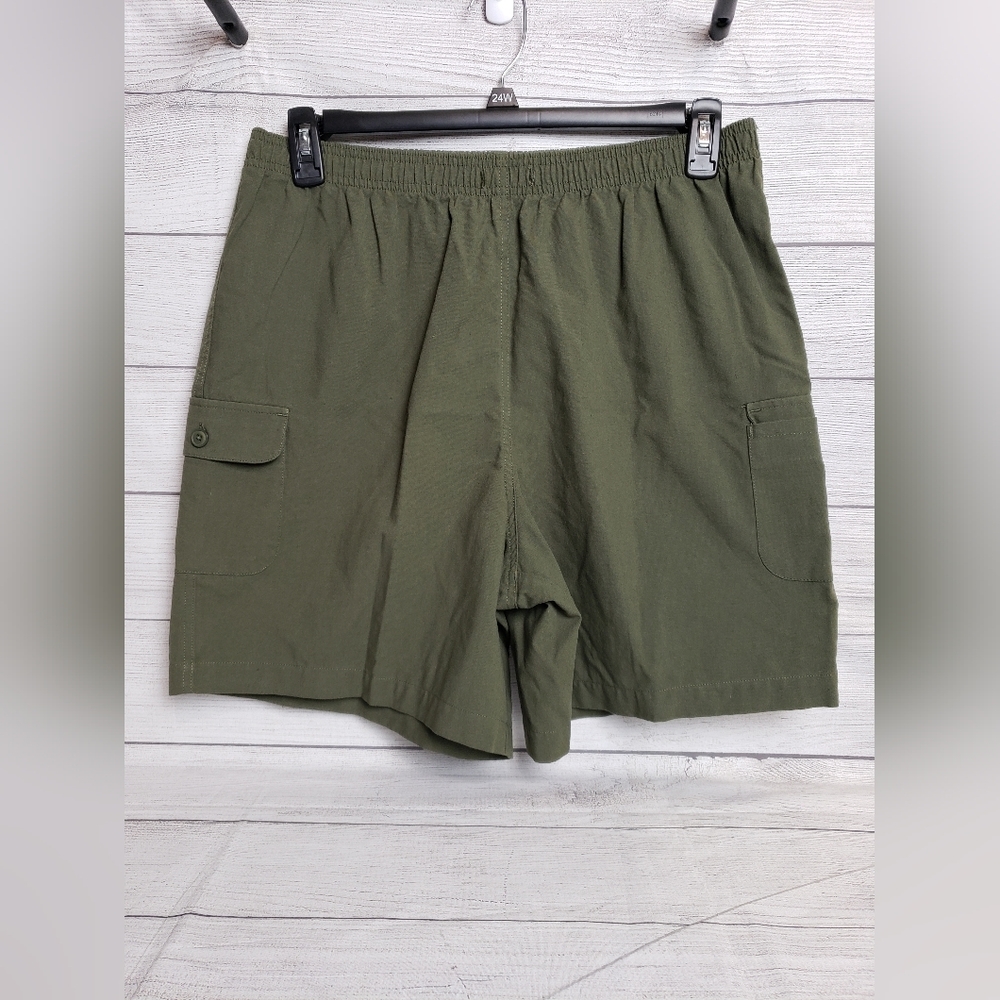 Hasting & Smith Women's Bermuda Olive Green Elastic Shorts‎ Large